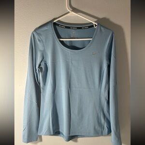 Running long sleeve